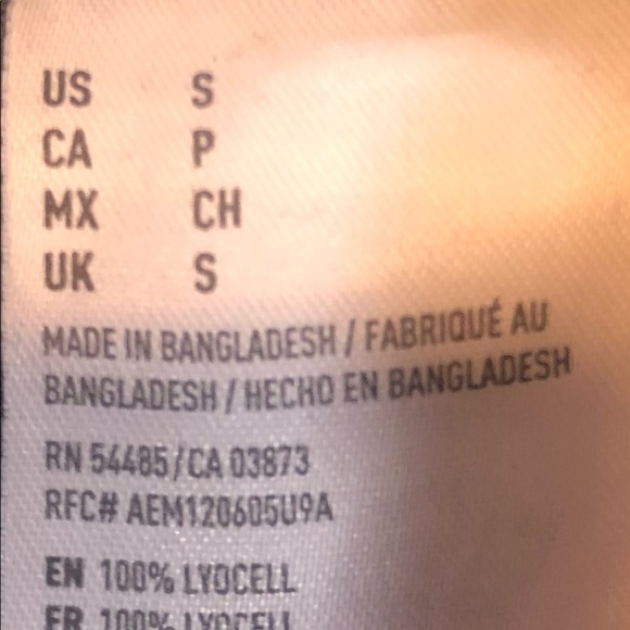 American EAGLE charcoal gray button up top - Picture 5 of 7